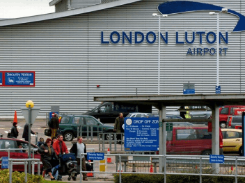 Luton Airport Transfers in Harpenden