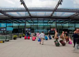 Gatwick Airport Transfers Service in Harpenden - Harpenden Airport Taxi Fleet